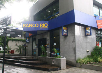 EL ROBO DEL SIGLO: UNA HAZAÑA CINEMATOGRÁFICA EN ACASSUSO