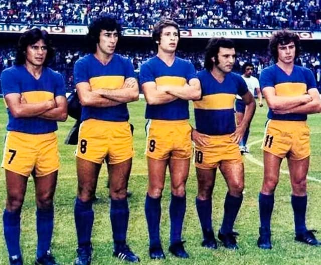 El lazo entre Boca Juniors 1974 y San Nicolás, ¿ Cual es ? me ayudas