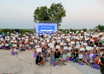 SE ENTREGARON LOS CERTIFICADOS DE UNA NUEVA EDICIÓN DE LA COLONIA DE ROBÓTICA