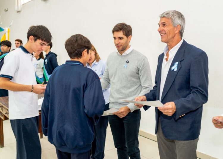 EL INTENDENTE PARTICIPÓ DE LA PROMESA DE LEALTAD A LA CONSTITUCIÓN NACIONAL EN EL COLEGIO DON BOSCO